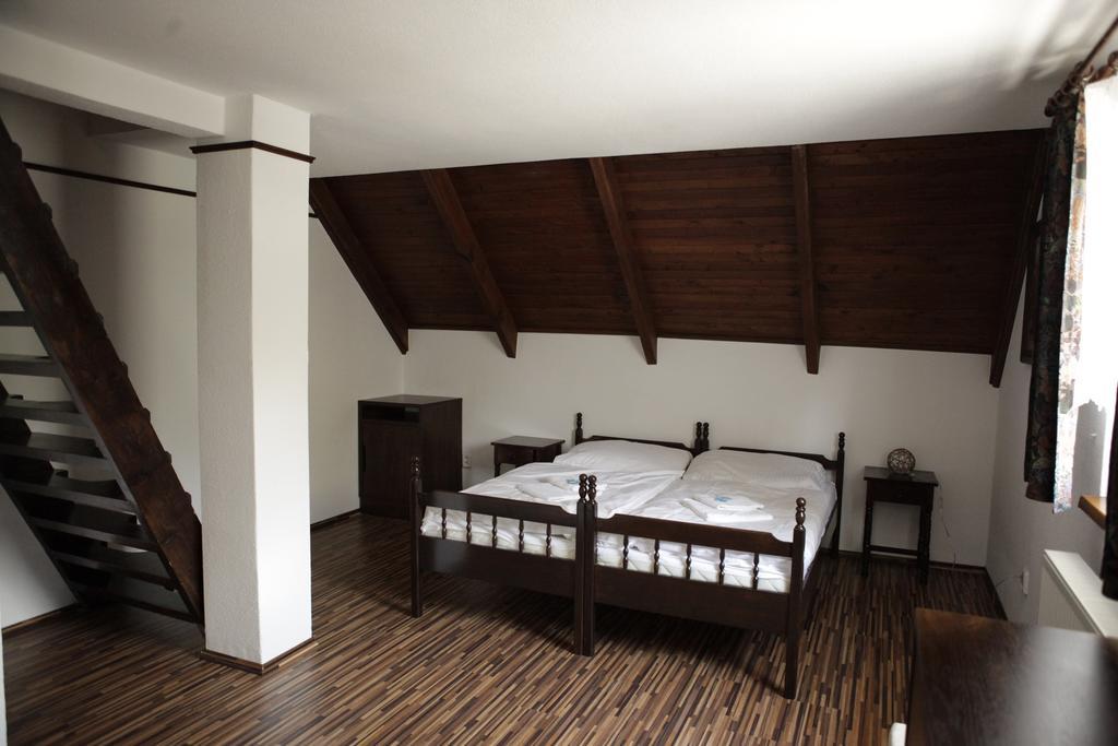 Motel M มาลาสกี ห้อง รูปภาพ